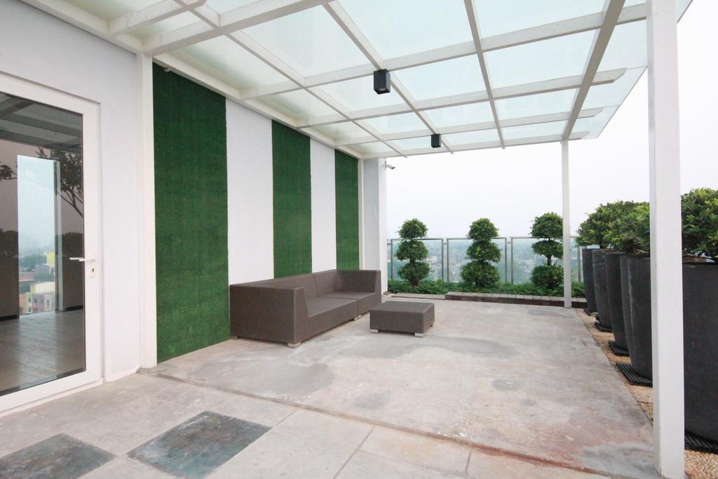 Harvia Suites Kebon Jeruk Jakarta Exterior photo