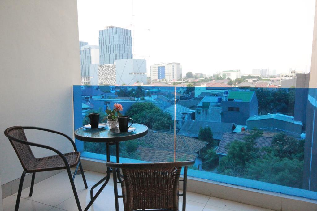 Harvia Suites Kebon Jeruk Jakarta Exterior photo