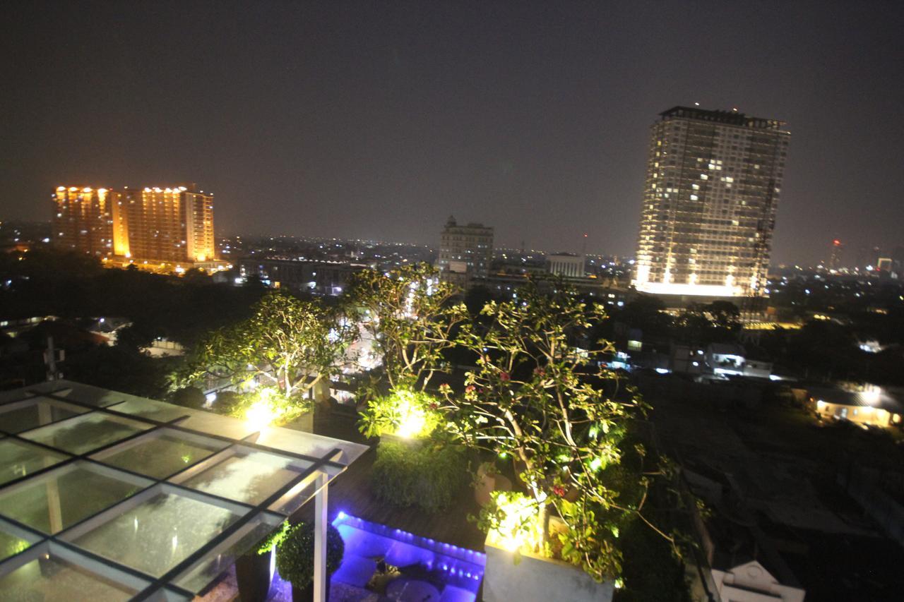 Harvia Suites Kebon Jeruk Jakarta Exterior photo