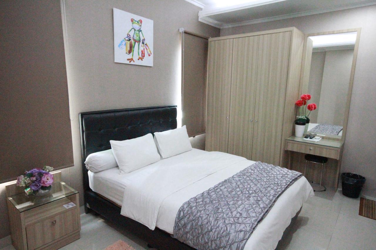 Harvia Suites Kebon Jeruk Jakarta Exterior photo