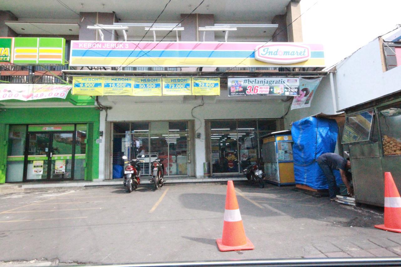 Harvia Suites Kebon Jeruk Jakarta Exterior photo