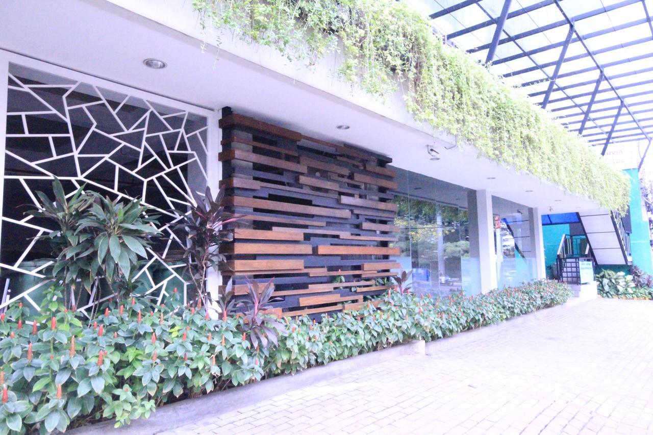 Harvia Suites Kebon Jeruk Jakarta Exterior photo