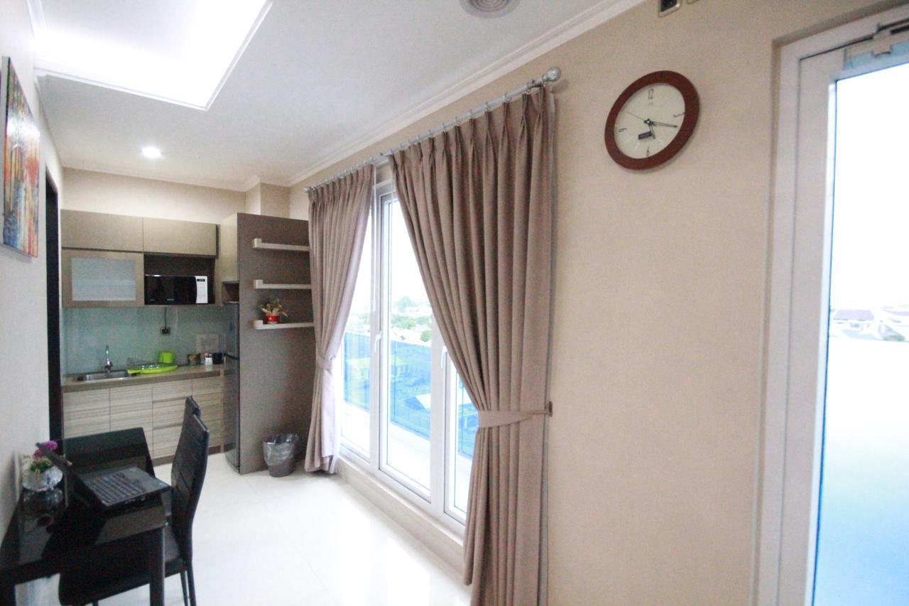 Harvia Suites Kebon Jeruk Jakarta Exterior photo